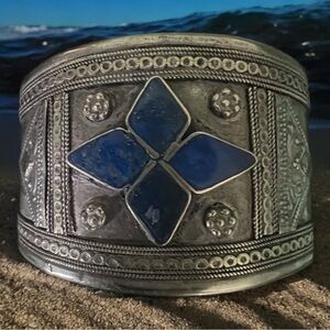 💖 Vintage Tribal Silver Cuff 💖